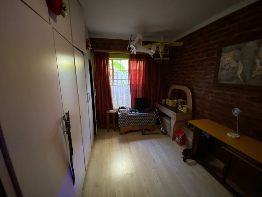8 Bedroom Property for Sale in Baillie Park North West